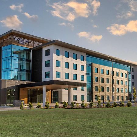 Doubletree By Hilton Auckland Karaka Hotell Exteriör bild