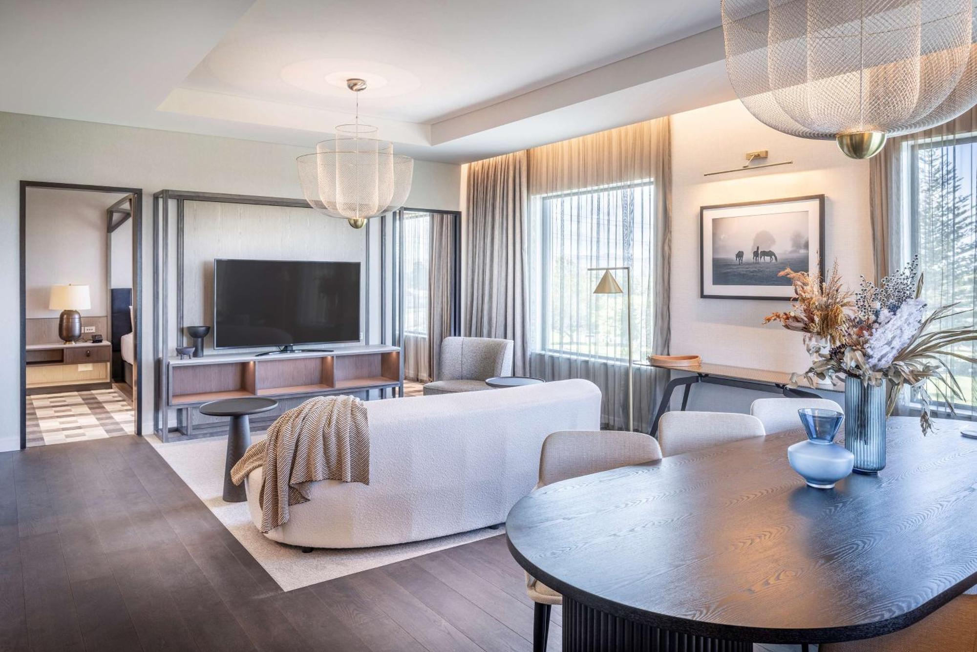 Doubletree By Hilton Auckland Karaka Hotell Exteriör bild