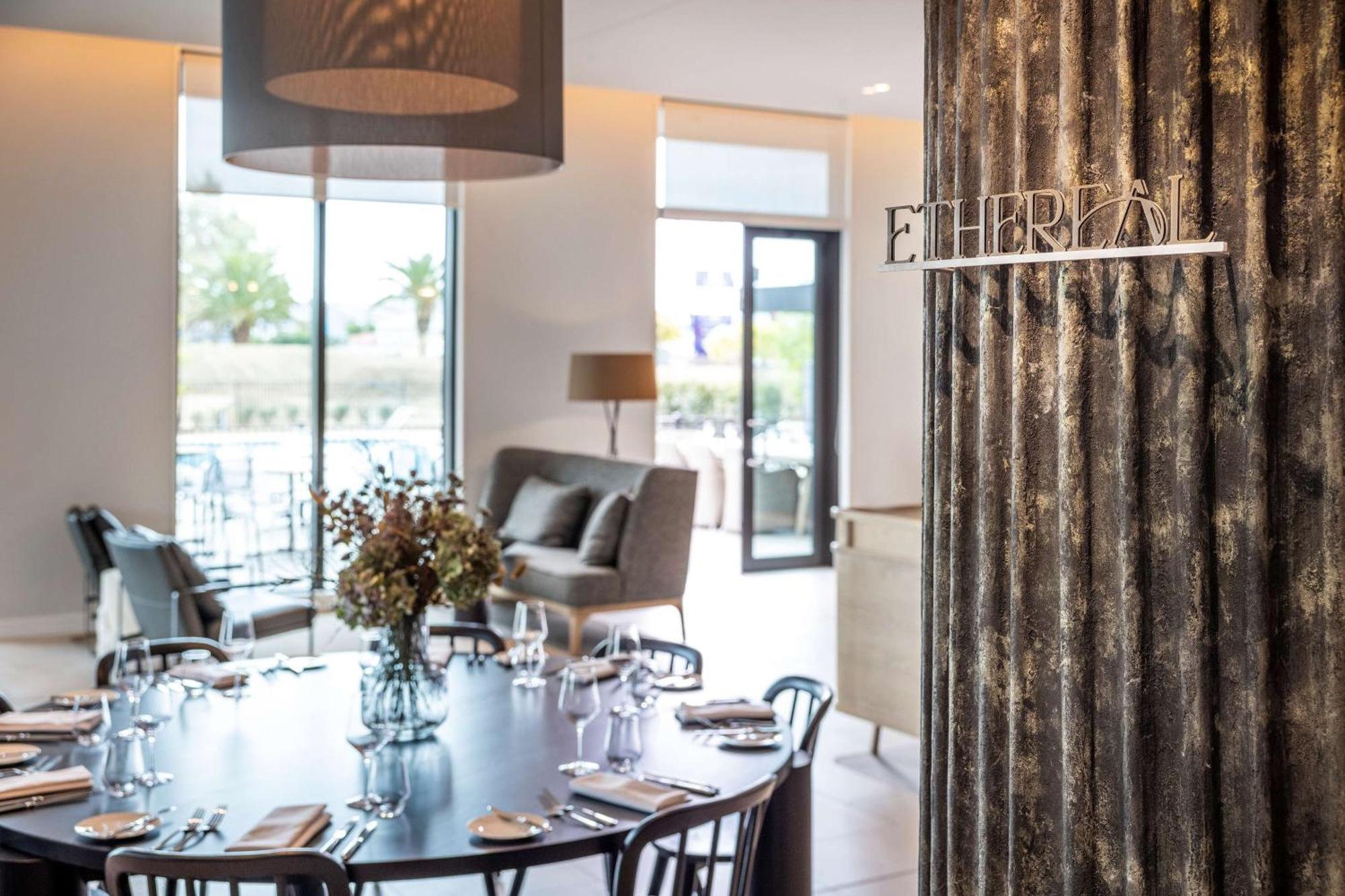 Doubletree By Hilton Auckland Karaka Hotell Exteriör bild