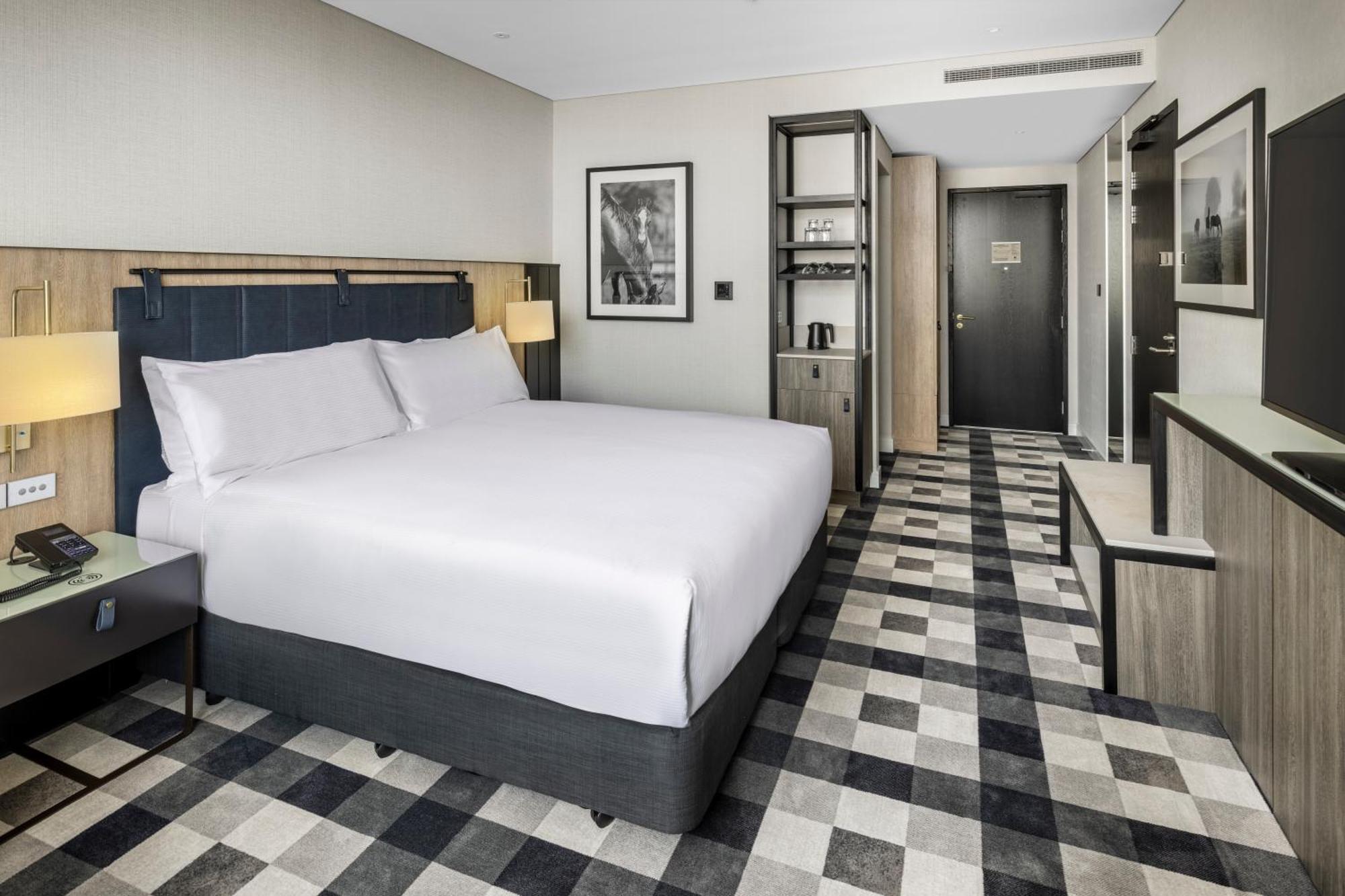 Doubletree By Hilton Auckland Karaka Hotell Exteriör bild